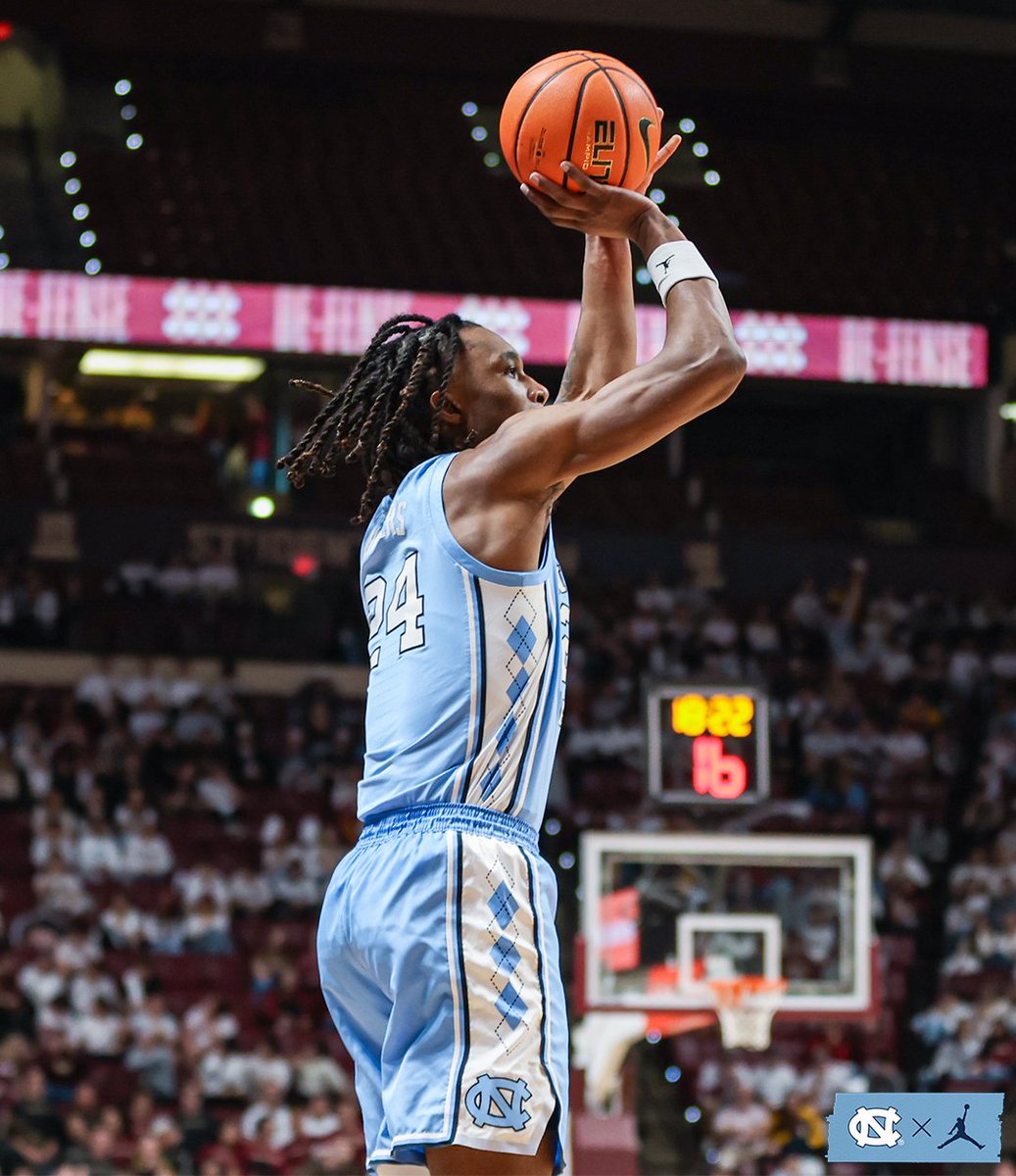 UNC_Basketball's tweet photo. Keep doing your thing, 24 👌

UNC 9, FSU 8 | 15:48 1H https://t.co/F6Uow1Qv5i