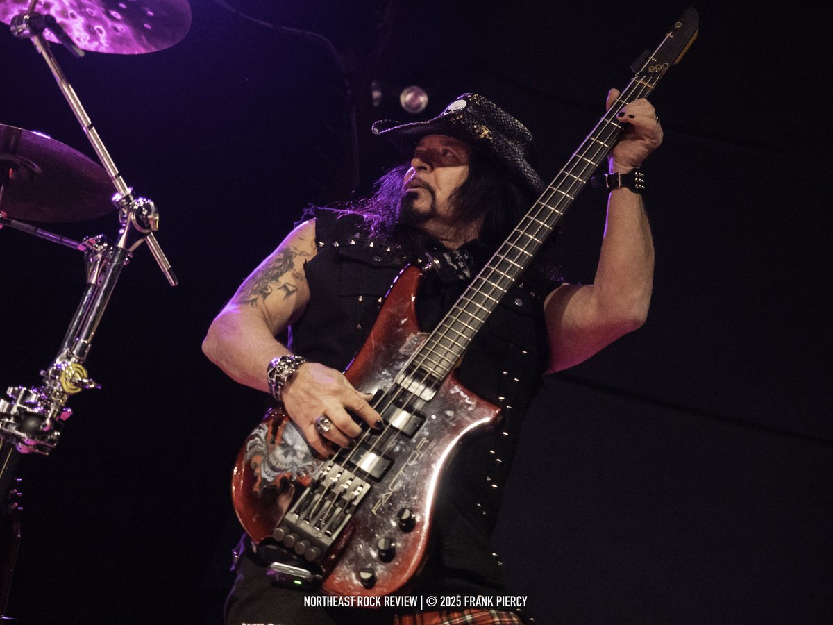 NERockReview's tweet image. Lone Wolf James opening for Lynch Mob at the Webster Theatre, Hartford, Connecticut, February 22, 2025

More show photos &amp;amp; coverage: northeastrockreview.com/lynch-mob-fina…