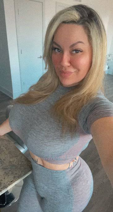 When food is ready 🍲🍛
What is your favorite??