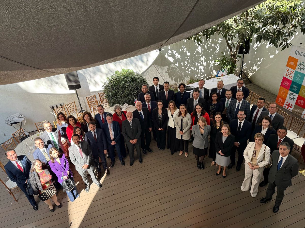 Hilda Flores (@hildaflorese) on Twitter photo Felicidades a la dirigencia de la <a href="/Amaie_Mexico/">AMAIE México</a> y a su Presidenta <a href="/Paloma__PG/">Paloma Palacios González</a>, por la convocatoria al encuentro entre representantes de las Entidades Federativas y Embajadoras y Embajadores de la <a href="/UEenMexico/">Unión Europea en México 🇪🇺🇲🇽</a>.🇪🇺🇲🇽
Construyendo lazos y sinergias en beneficio de nuestras comunidades Felicidades a la dirigencia de la <a href="/Amaie_Mexico/">AMAIE México</a> y a su Presidenta <a href="/Paloma__PG/">Paloma Palacios González</a>, por la convocatoria al encuentro entre representantes de las Entidades Federativas y Embajadoras y Embajadores de la <a href="/UEenMexico/">Unión Europea en México 🇪🇺🇲🇽</a>.🇪🇺🇲🇽
Construyendo lazos y sinergias en beneficio de nuestras comunidades