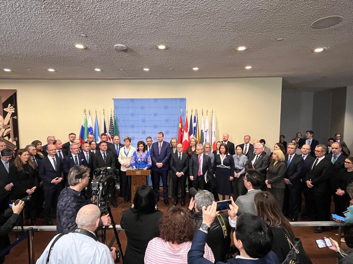 EUatUN's tweet photo. Marking 3 years since Russia’s full-scale war against Ukraine, @EUAmbUN Lambrinidis joined 🇺🇦Deputy FM @Mariana_Betsa &amp; co-sponsors of the Advancing Peace resolution to urge an end to the war this year &amp; to redouble diplomatic efforts to achieve a just peace. #StandWithUkraine https://t.co/98Tcx3cRyi