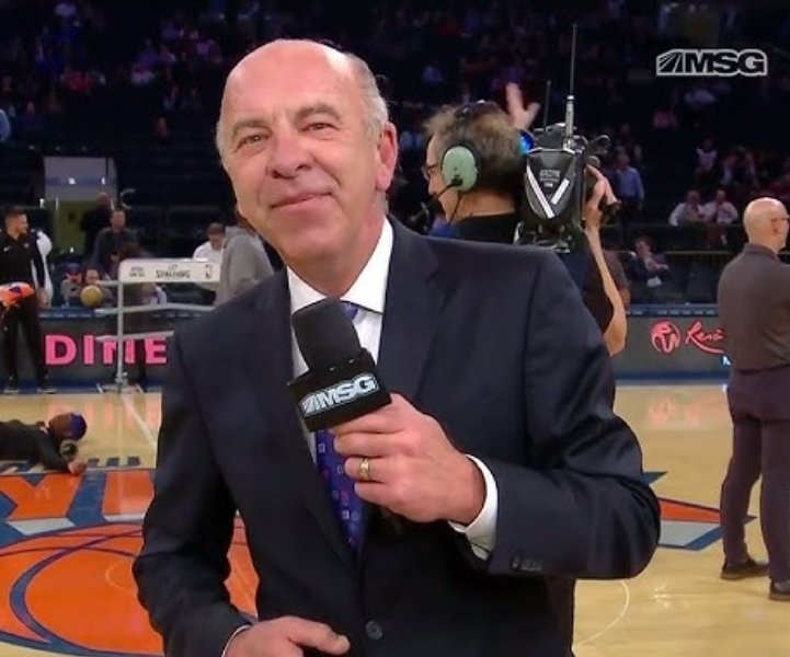 The <a href="/AUsportmgt/">AU Sport Management</a> program mourns the passing of Al Trautwig (Class of '78), one of <a href="/AdelphiU/">Adelphi University</a> most recognized graduates. Al returned to campus as an adjunct professor in our program, before stepping down 2 yrs ago. We were all blessed to have known Prof. Trautwig. 

RIP Al 💔🙏