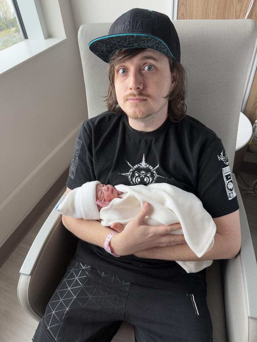 Brad Lynch tweet media