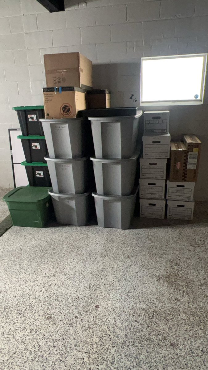 hjmuk24's tweet photo. The toy room is almost packed up. Will have  3-4 boxes probably. #motu #gijoe #gijoeclassifed https://t.co/TtrdhsRjJe