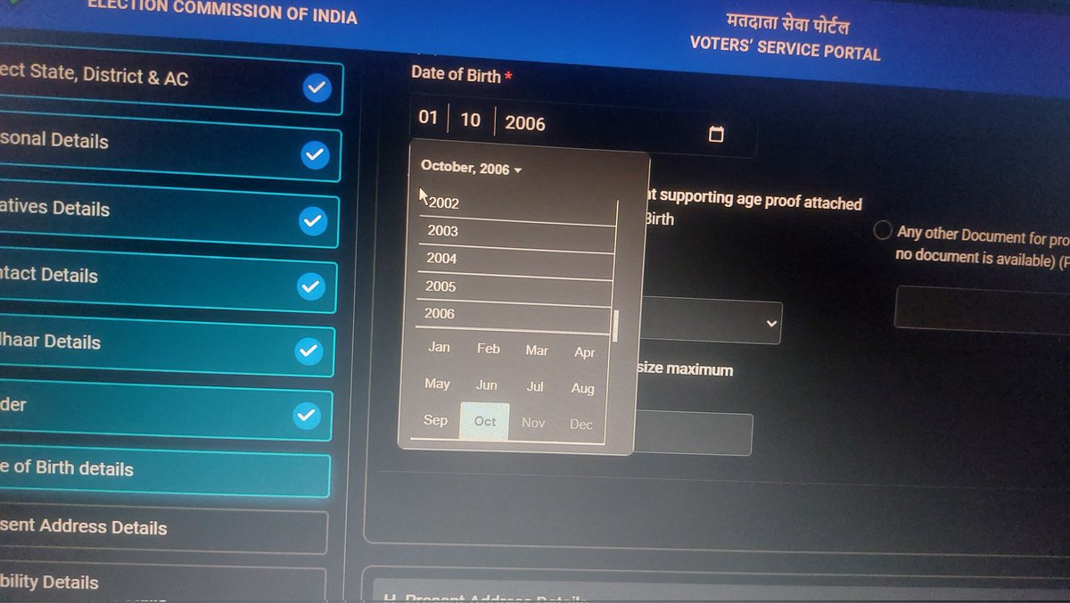 SoapMactavish0's tweet photo. Tried to make new election card for my brother by filling form 6. After filling every detail, I tried to enter DOB but couldn't enter after 2006 October, Called the 1950 helpline and it didn't connect. Another helpline told me to fill it offline @ECISVEEP @SpokespersonECI https://t.co/9LP5agVYjg