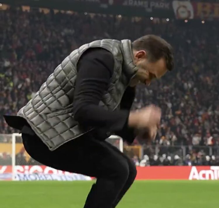 <a href="/ajansfenercom/">Fener Ajans 🇹🇷</a> Sabah Akşam hakem konuşup böyle zıplayan biri bunu diyor sonrada provokasyondan bahsediyor