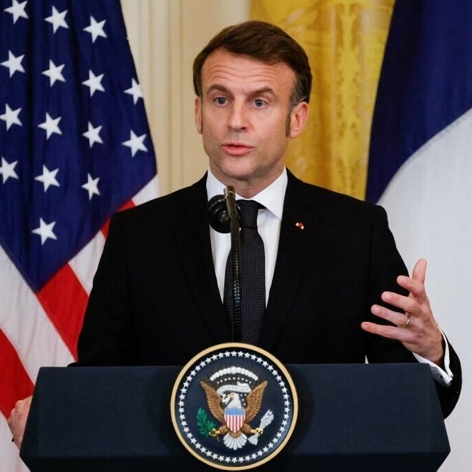 JBOOVII's tweet photo. Qui d'autre que lui, aujourd'hui dans la classe politique française est capable d'être à un tel niveau de maîtrise et de compétence ?

P E R S O N N E ‼️

Je le redis, PERSONNE 

#Macron https://t.co/uonIL36IUY