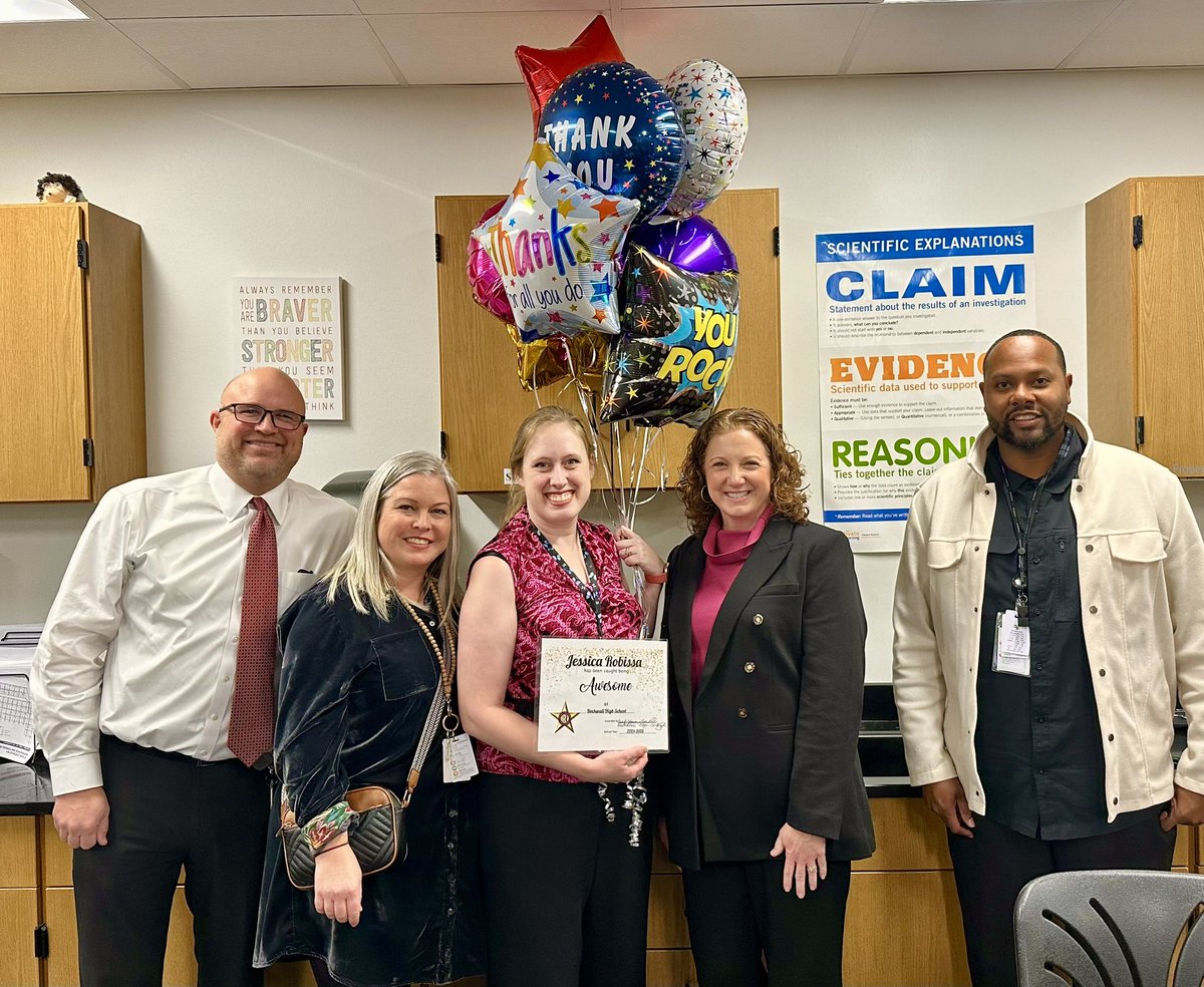 The best teachers in the world are right here in <a href="/rockwallschools/">Rockwall ISD</a>! We caught <a href="/Rockwall_HS/">RockwallHighSchool</a> teacher, Ms. Robissa, being awesome! Thank you for your unwavering dedication to our students and district! #WeLoveRockwallISD