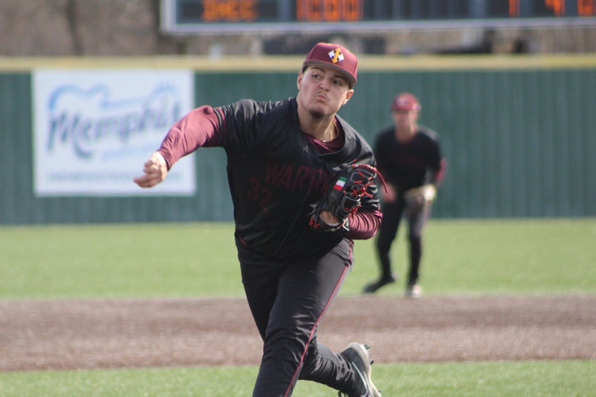 Donatello Badalamenti sits 'em down in order in the 5th.

NCMC | 3
IHCC | 1

#WarriorNation