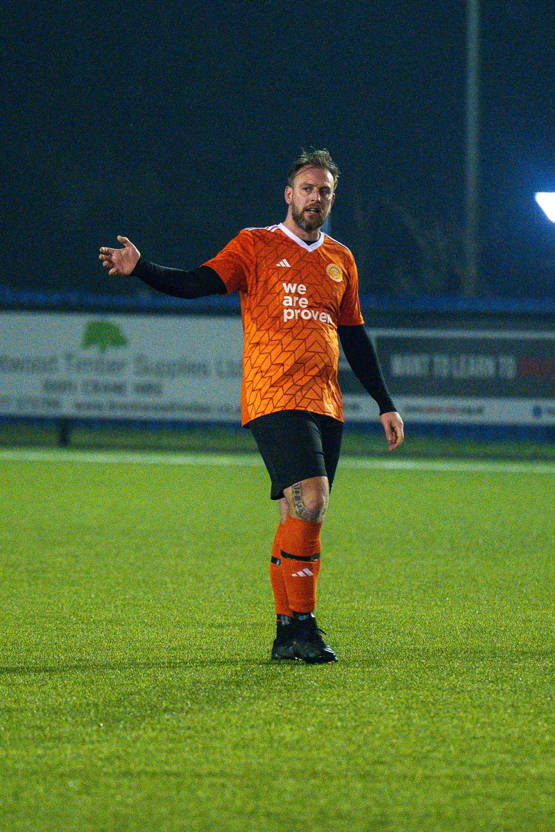 interlegendsfc's tweet photo. Solid centre back and new part owner, Ben Whiting. 
The older brother to owner Jack, it's clear they both share the same passion for the club, not just on but off the pitch, making him the perfect candidate. 

#owner #interlegendsfc #forzainter #charity #football https://t.co/n93HaROYYP