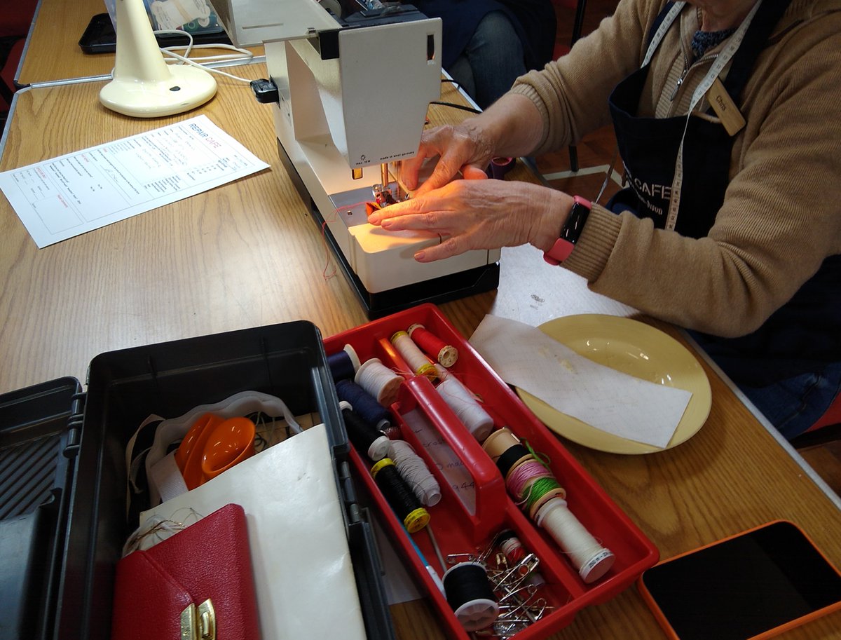 Stratford Climate Action (@suaclimate) on Twitter photo This coming Saturday we're back on our "first Saturday of the month" routine for the next #RepairCafe event. Find us at the Methodist Church Hall in Old Town from 10am to 2pm - see if we can bring your broken stuff back to life!
<a href="/OurTownTrust/">Stratford Town Trust</a> <a href="/SuAMethodists/">Stratford Methodist</a> This coming Saturday we're back on our "first Saturday of the month" routine for the next #RepairCafe event. Find us at the Methodist Church Hall in Old Town from 10am to 2pm - see if we can bring your broken stuff back to life!
<a href="/OurTownTrust/">Stratford Town Trust</a> <a href="/SuAMethodists/">Stratford Methodist</a>