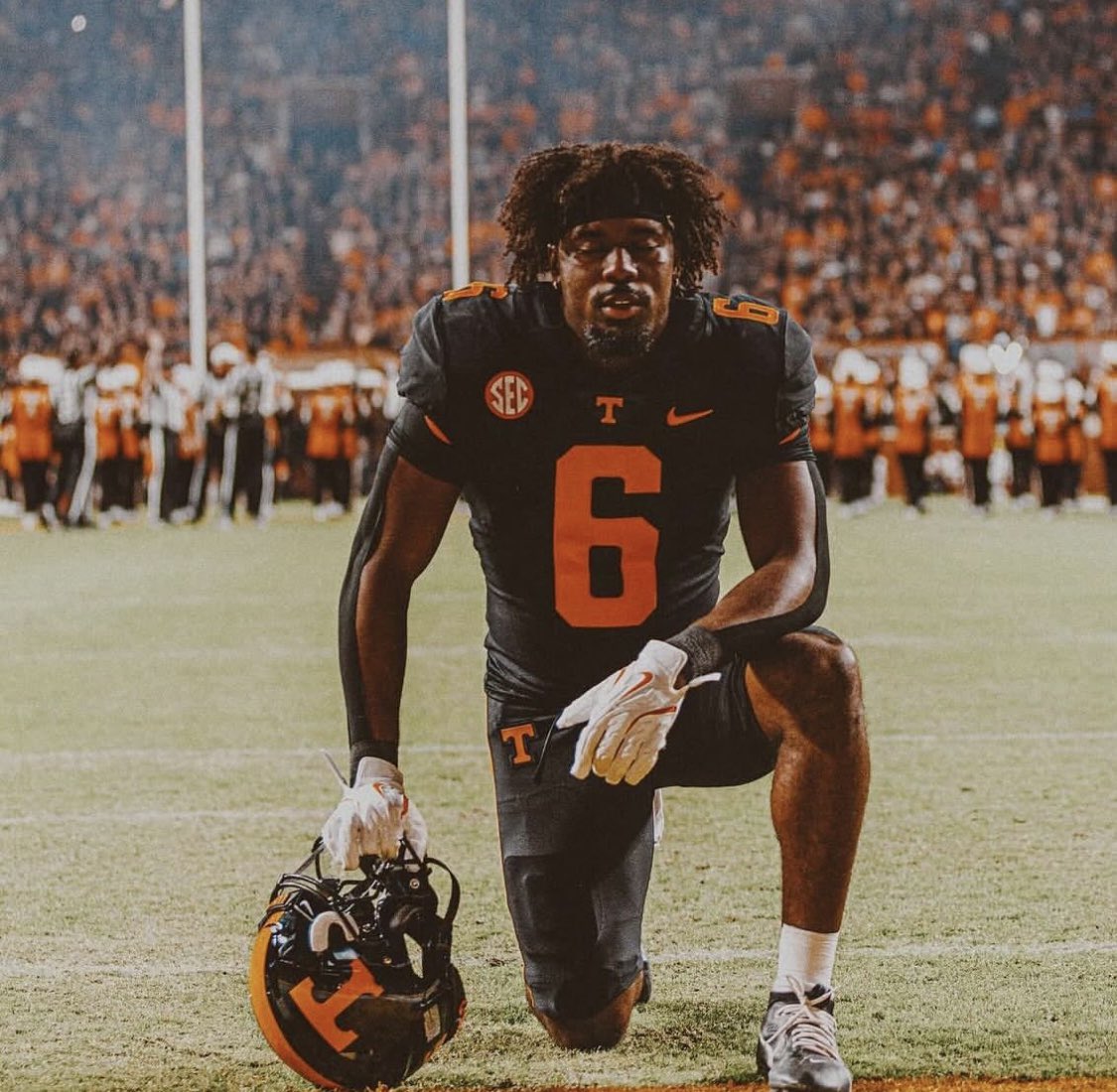 NASIR RANKIN (@the_real_nas1) on Twitter photo Happy to say I have received a offer to play for <a href="/Vol_Football/">Tennessee Football</a> thank you <a href="/CoachORourke/">Danny ORourke</a> <a href="/Coach_Nez_/">Willie Martinez</a> ๐๐๐ โซ๏ธ <a href="/Chris_CJ_6/">C.J.</a> <a href="/TheCoachReem/">Jareem Fleming</a> <a href="/_MP_Football/">Morgan Park Football</a> <a href="/EMPEHIAthletics/">Morgan Park Athletics</a> <a href="/michaelsobrien/">Michael O'Brien</a> <a href="/mikeclarkpreps/">MikeClarkPreps</a> <a href="/EDGYTIM/">Timothy โEDGYTIMโ OHalloran</a> <a href="/OJW_Scouting/">PrepRedzone Oliver</a> <a href="/247Hudson/">Hudson Standish</a> <a href="/AllenTrieu/">Allen Trieu</a> Happy to say I have received a offer to play for <a href="/Vol_Football/">Tennessee Football</a> thank you <a href="/CoachORourke/">Danny ORourke</a> <a href="/Coach_Nez_/">Willie Martinez</a> ๐๐๐ โซ๏ธ <a href="/Chris_CJ_6/">C.J.</a> <a href="/TheCoachReem/">Jareem Fleming</a> <a href="/_MP_Football/">Morgan Park Football</a> <a href="/EMPEHIAthletics/">Morgan Park Athletics</a> <a href="/michaelsobrien/">Michael O'Brien</a> <a href="/mikeclarkpreps/">MikeClarkPreps</a> <a href="/EDGYTIM/">Timothy โEDGYTIMโ OHalloran</a> <a href="/OJW_Scouting/">PrepRedzone Oliver</a> <a href="/247Hudson/">Hudson Standish</a> <a href="/AllenTrieu/">Allen Trieu</a>