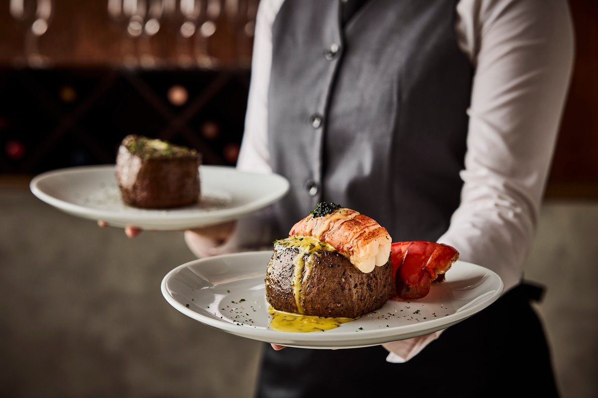Lake County Flavor Festival wraps up this Friday, 2/28. Don't miss your chance to indulge in tasty sips &amp; eats and stop by seven participating Lincolnshire restaurants: buff.ly/42bCnJw.