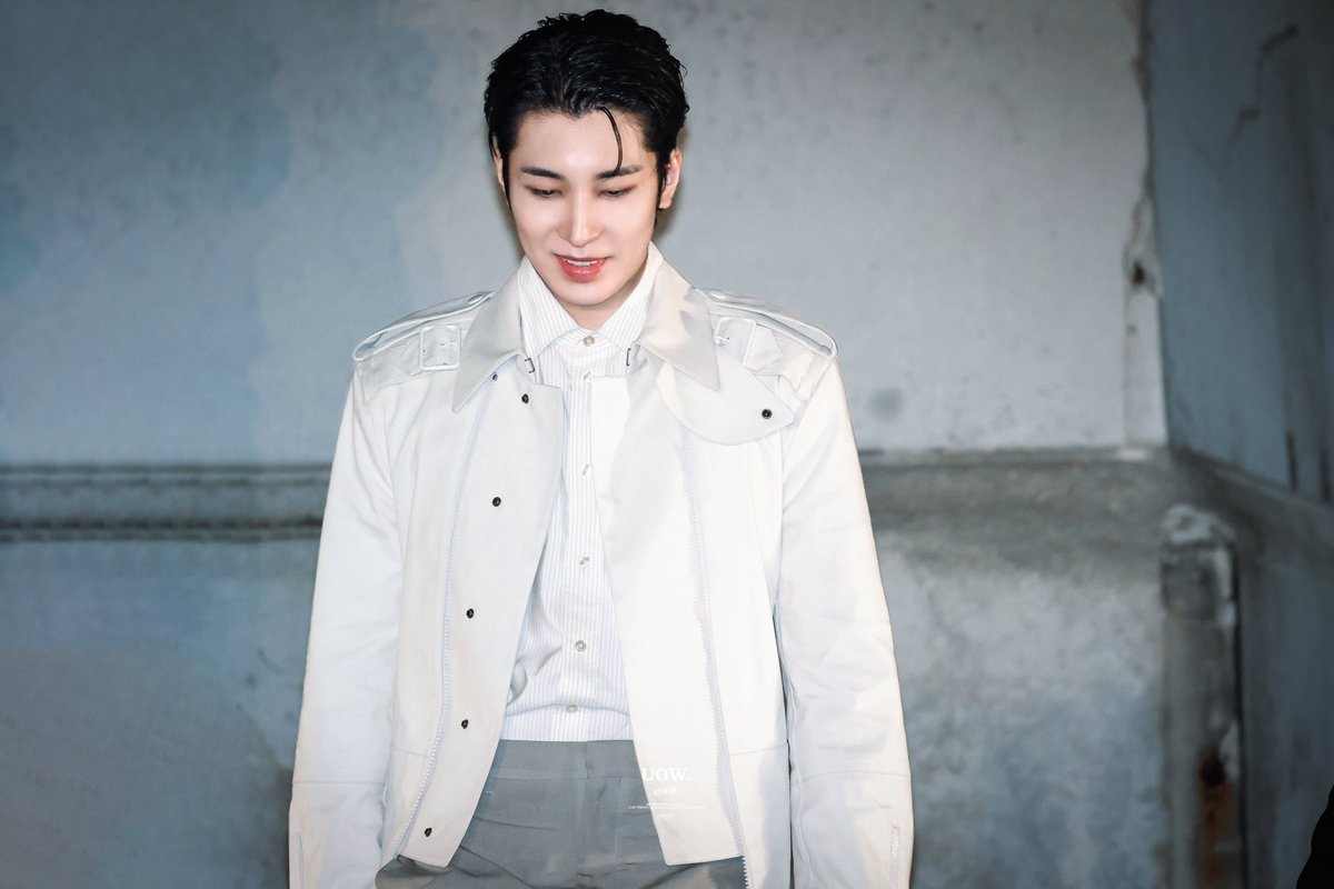 𝐔𝐎𝐖. tweet media