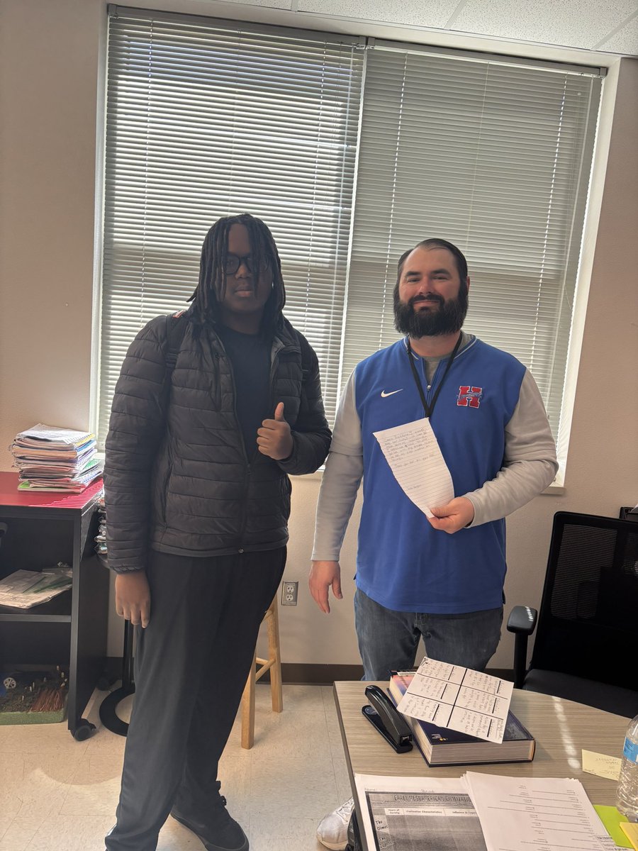 Landon_Wilson16's tweet photo. @IamJacobVaughn showing out and giving thanks to two teachers #JagComp25 https://t.co/Eef8FMJs3G