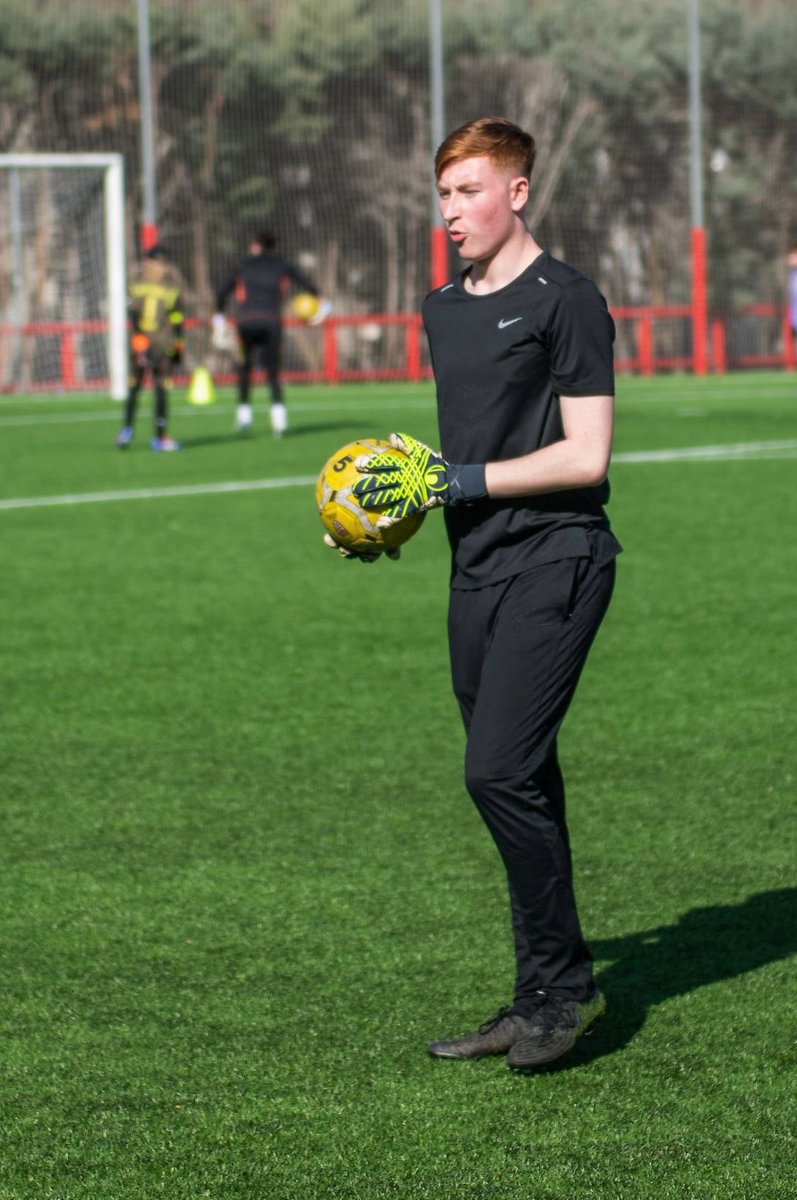 GK1_Ben's tweet photo. Another amazing trip away to Madrid coaching with @gkicon 🇪🇸 🧤 https://t.co/IqLYVotcRc