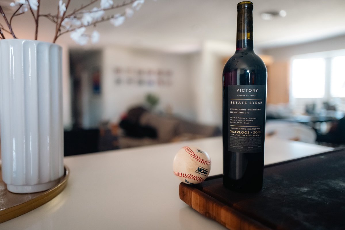 π·πππ πππ πΏππππππππππ’ (@harwoodphoto_) on Twitter photo So grateful to see my photo of Kirk is on a bottle for <a href="/saarloosandsons/">Saarloos + sons</a> ππ»
Go buy a bottle! So grateful to see my photo of Kirk is on a bottle for <a href="/saarloosandsons/">Saarloos + sons</a> ππ»
Go buy a bottle!