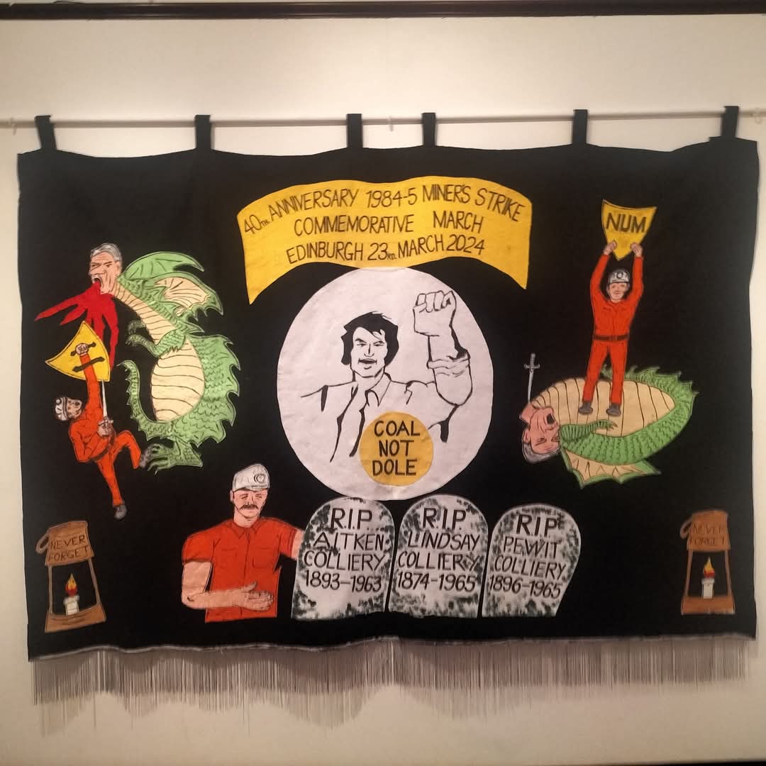 How nice to see a mention in <a href="/wdytyamagazine/">WDYTYA? Magazine</a> of my latest, most favourite #LocalHistory exhibition. The mainly photographic coal exhibition at Kirkcaldy gallery was truly fascinating.