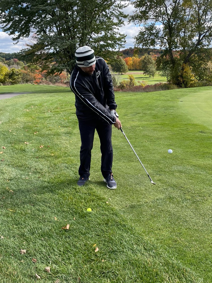 ChestnutHillCC's tweet photo. While no one is chipping onto the greens just yet, we up to 12 hours and 53 minutes of daylight as of today and March is right around the corner.  Life is looking up!! https://t.co/qOm2l6lTyF