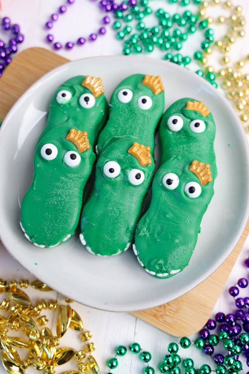 Add some fun to your Fat Tuesday with these easy, no-bake Mardi Gras Alligators Cookies! Colorful, cute, and perfect for any celebration.  #MardiGrasAlligatorsCookies #FatTuesdayFun #MardiGrasDesserts sweetandsavorymorsels.com/mardi-gras-all… via <a href="/SwtNSvryMorsels/">Sweet and Savory Morsels</a>