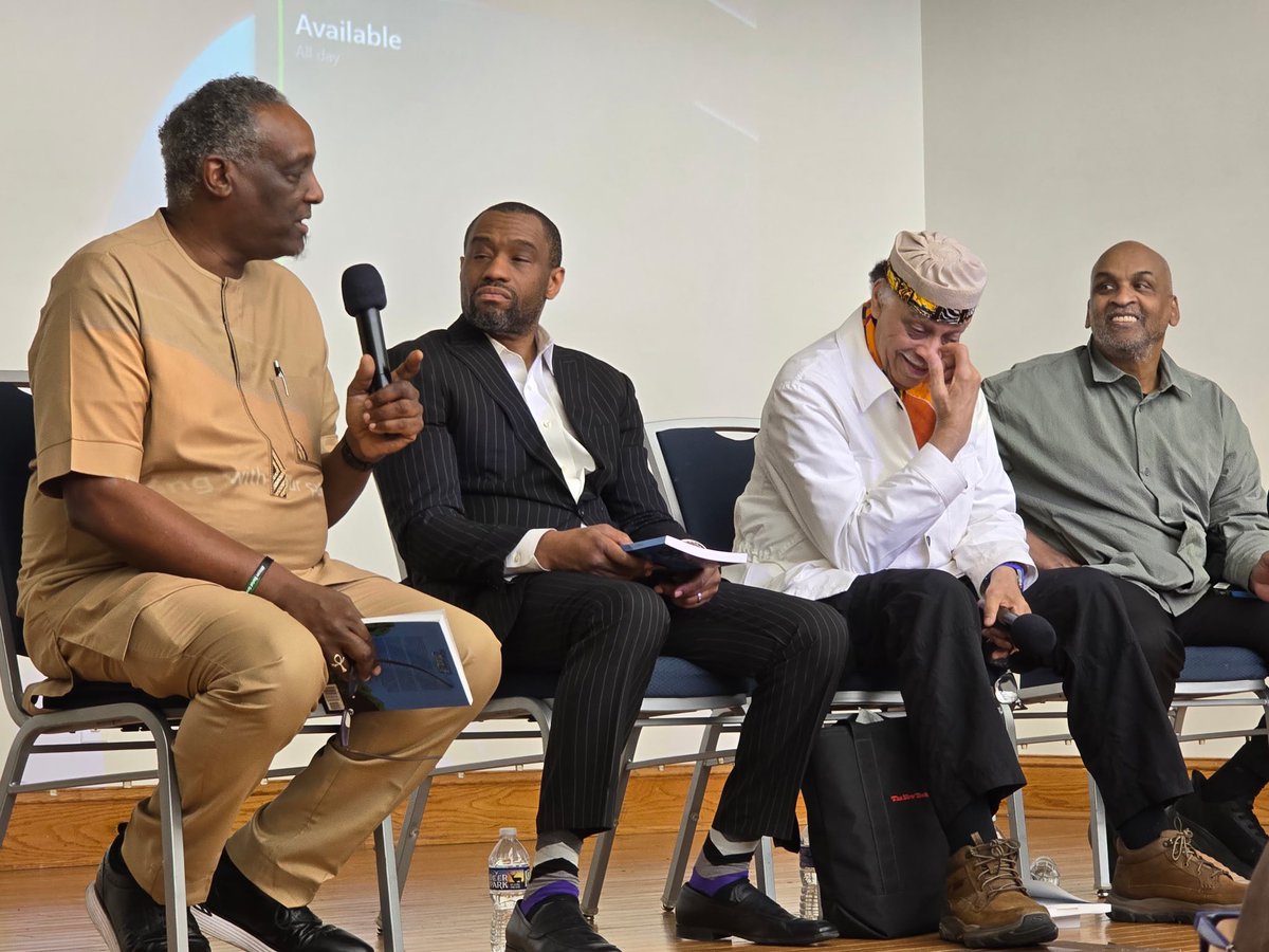 TuesWithDrTraci's tweet image. Yesterday, I had the honor of being in the presence of GREATNESS! Our memory keepers, builders, protectors, creators, and innovators. So much knowledge, wisdom, &amp;amp; history in these pics. @AyoSekai @marclamonthill @thirdworldpress @sankofa @AfricanaCarr Paul Coates, Keith Gilyard🤎