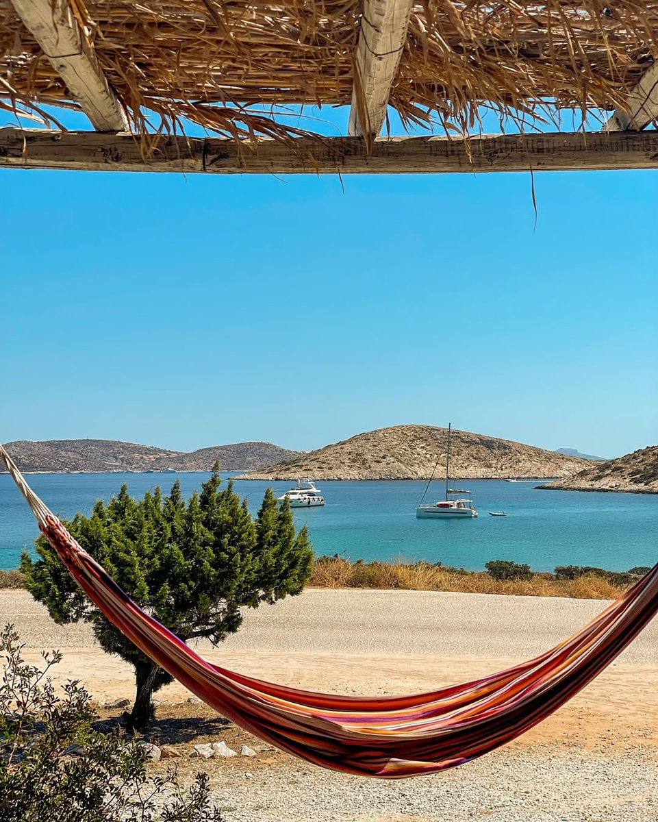 Cyclades_GR's tweet photo. Enjoy the authentic atmosphere of📍Irakleia island (Ηρακλειά) - @Cyclades_GR 
Part of the beautiful small Cyclades!

📸 by: https://t.co/A7f8ZRr451

#irakleia #Cyclades #Greece #VisitGreece @VisitGreecegr #Cyclades_islands https://t.co/djkUDvxGvy
