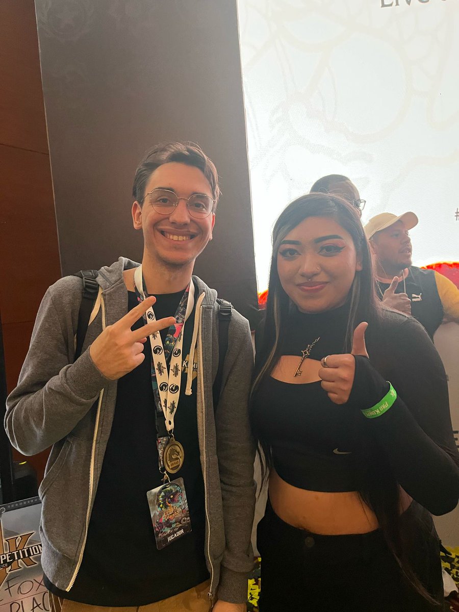 Girl_Mk18's tweet photo. Con los mejores jugadores de Mortal Kombat, @Scorpionprocs, @FgcNicolas, @shuletah, @MKJavierMK, @Grr_George 💗💗🐉

#ProKompetitionMX 
#MortalKombat1 https://t.co/VWGW0pLizh