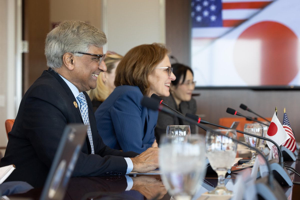 NSFDirector's tweet image. It was great to host Hashimoto Kazuhito, science and technology advisor to the prime minister and @JST_info president to @NSF headquarters. We discussed issues of mutual interest in research security and advancing innovation using the Quad alliance.