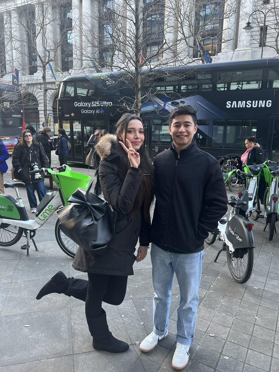 Chaveez's tweet photo. @lydiaviolettv thank you for the pic on saturday https://t.co/wvbis5U9WG