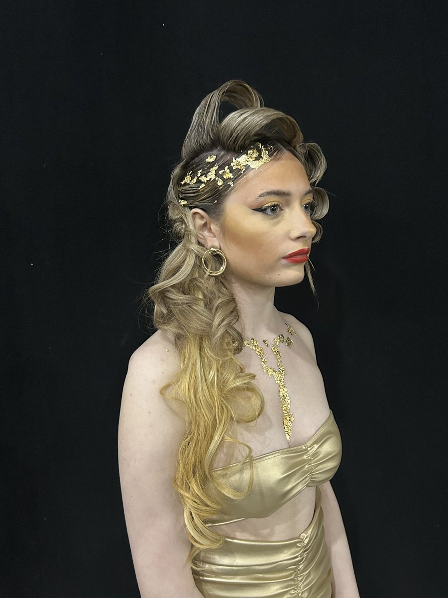 Anne Pickering #FE tweet media