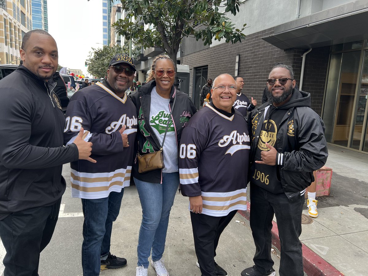 sf_alphas's tweet image. Brothers of Gamma Chi Lambda took part in yesterday&apos;s 2025 @blackjoyparade in Oakland, CA! Alphas from around the Bay Area pulled up to the function! 🤙🏾❄️🤙🏾 #AlphaPhiAlpha #APhiA #AlphaWest #Divine9 #NPHC #WestCoastAlphas #NorCalAlphas #BayArea #BlackJoyParade #Oakland #TheTown
