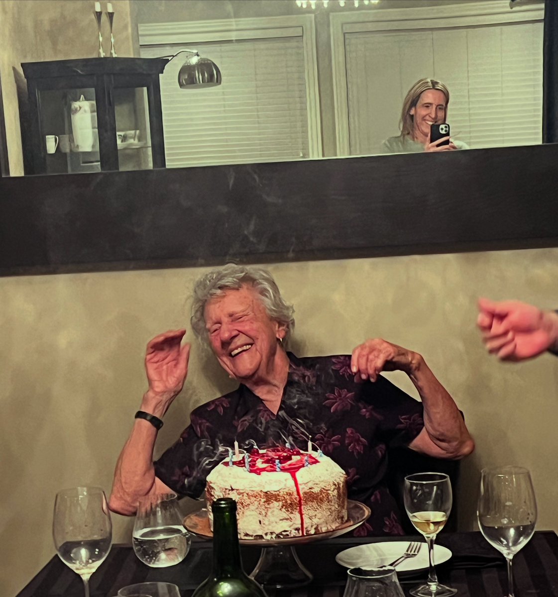 Happy 91st Birthday, Mom! 🎂🎈❤️ Oh to always have this amount of joy.

#nonagenarian #birthdaygirl #happybirthday #happybirthdaymom