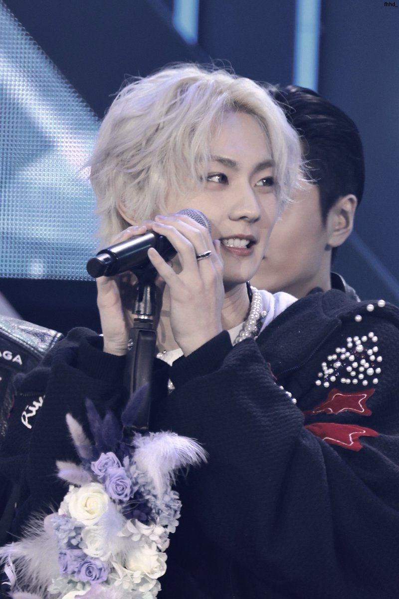_gwrbq's tweet photo. 手越祐也みたいな髪型好き https://t.co/WD03f3uNL1
