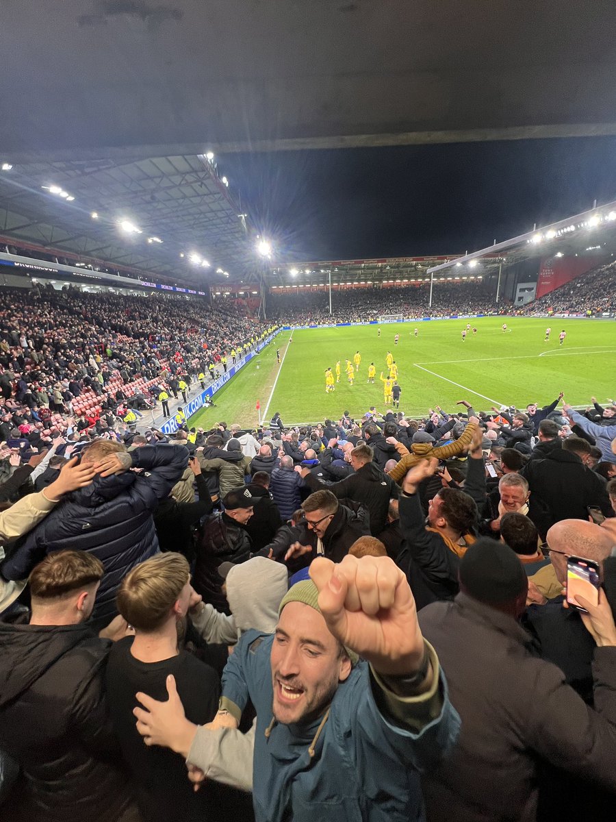 My brother living in America hasn’t seen us win in person for over 10 years, picked some game to take him to #lufc