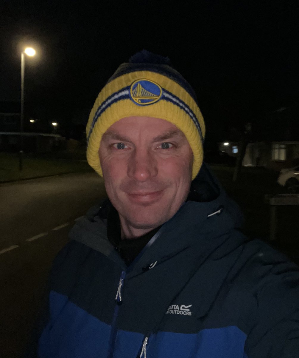 Paul_Hope10's tweet photo. Heard all the biggest fans have these isn’t that right @Moonraker_Mart #GSW #BiggestFans 🏀 https://t.co/6V2oIWLXhW