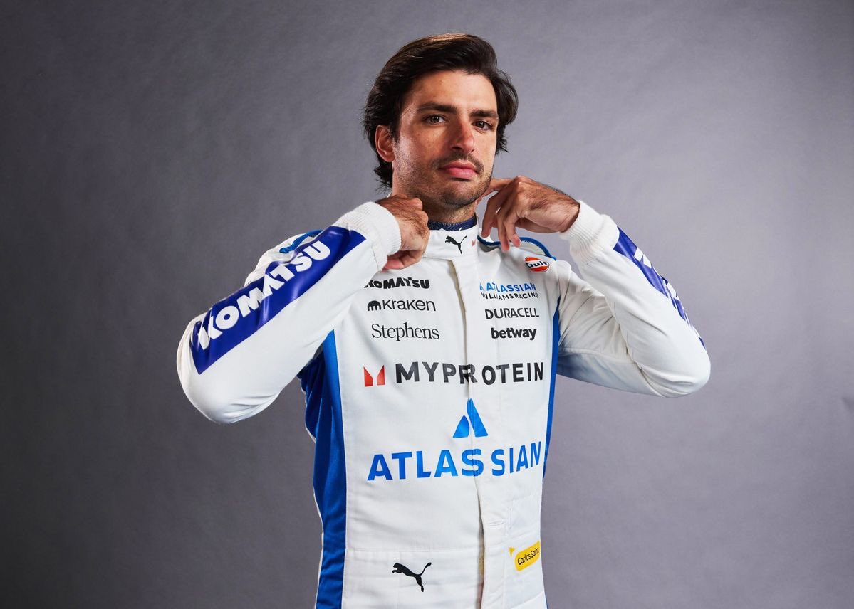 piasainz8155's tweet photo. ____________
|\                       \
 \|\        \//////
   \|\        \____
     \|\                \ ucking love Carlos Sainz 
       \|\        \///
         \|\        \      
           \|\        \
             \|\____\
               \///// https://t.co/doNTwErsZB