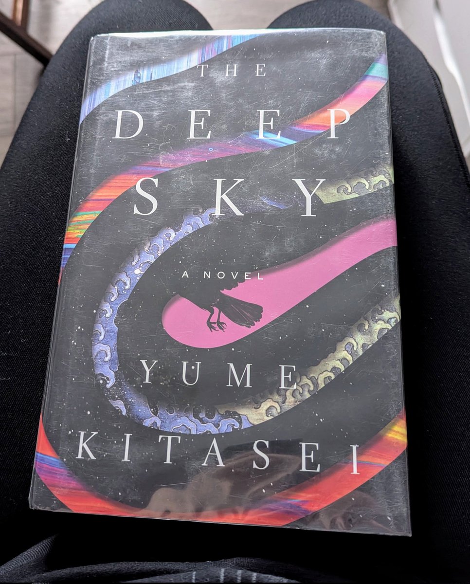 This is my blind date with a book. I have good news and bad news about it... The good news is that it's on my tbr!