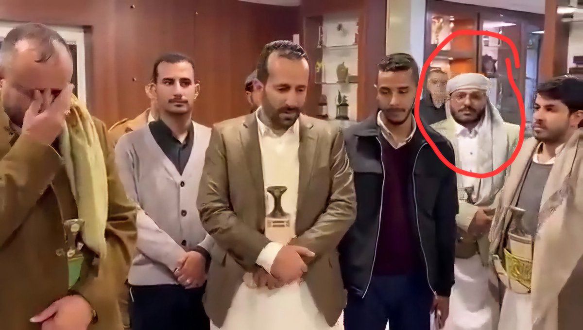 harrshoof's tweet photo. @Malek_Almadani نواعم وأرامل و اذلاء وصاغرين 
وشيعة شوارع رخااااص أثبتم هذه المقولة  امامهم و لم يكذبو حينما اطلقوها عليكم 

لم نشاهد  احد من اتباع حزب الله يبكي إلا النساء وانتم https://t.co/DTMLshT07K