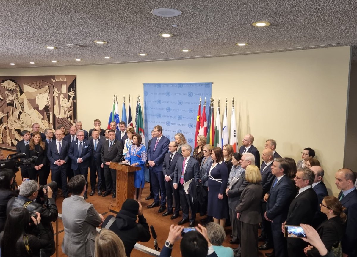 LuxembourgUN's tweet photo. Luxembourg is proud to have cosponsored the @UN General Assembly resolution on advancing a comprehensive, just and lasting peace in Ukraine, in line with the UN Charter and the principle of territorial integrity. We thank all who voted in favor!

We #StandWithUkraine 

🇱🇺🇪🇺🇺🇦🇺🇳 https://t.co/YSTWA6g6ZZ