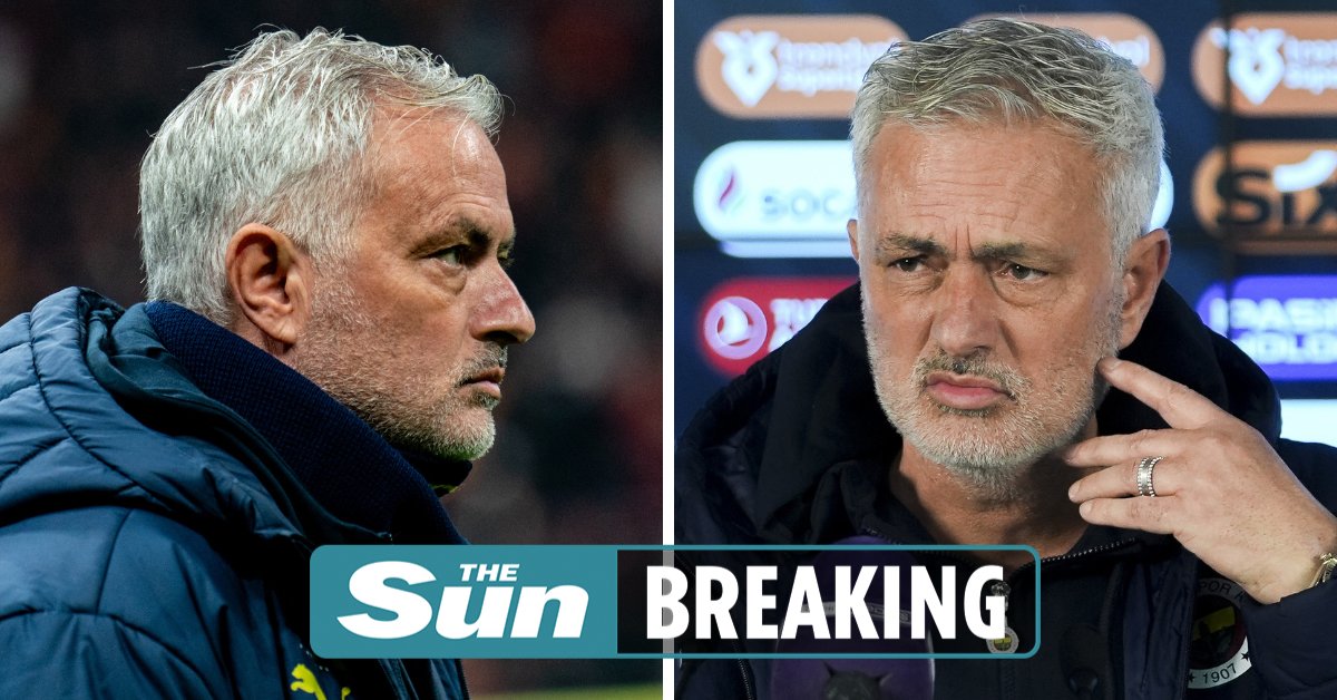 Galatasaray accuse Jose Mourinho of making ‘racist comments’ and will file criminal complaint against Fenerbahce boss thesun.co.uk/sport/33546482…