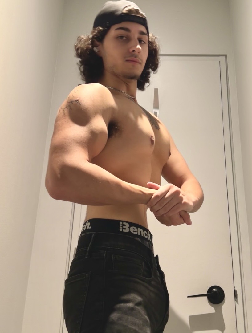 Gene_John4's tweet image. Chudai 🍆