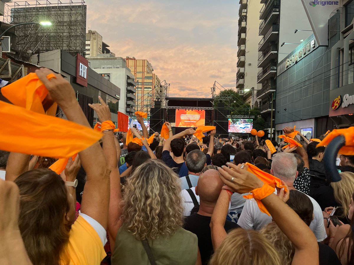 InfoAMIA's tweet photo. NO TIENEN MÁS TIEMPO

Están secuestrados hace más de 500 días sufriendo las peores atrocidades. Cada minuto que pasan en manos de Hamás puede ser la diferencia entre la vida o la muerte. 

Quienes defendemos el valor de la vida y denunciamos el terrorismo alzamos la voz para exigir LIBERACIÓN DE TODOS LOS SECUESTRADOS YA.

AM ISRAEL JAI