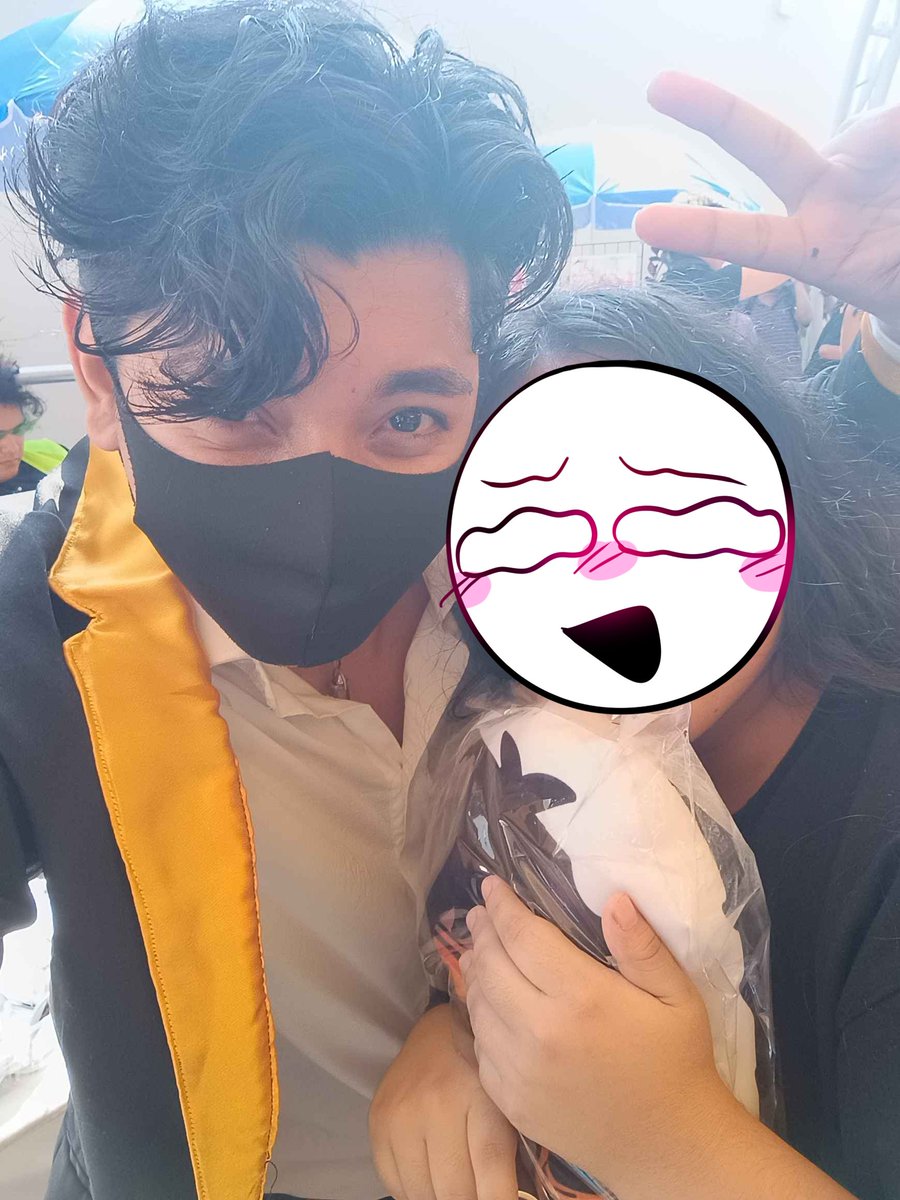 Ya que estoy más calmada hoy, quería publicar las fotos que tomé en la Sugoi con Cap, Rakkun y Silencio qwq fue una experiencia increible, valió completamente la espera :'>