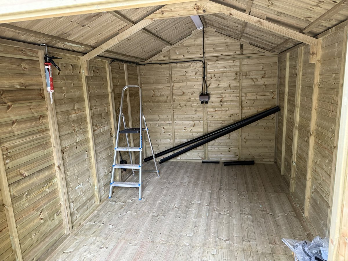 v1kramj's tweet photo. @The_Shedstore thanks for providing a great shed. I bought a 12x8 ft shed which was fun to build. Just have to fill it up now! Added guttering, electrics and managed to build it on my own!

Great delivery service and product, thank you! https://t.co/TfSadnB59H
