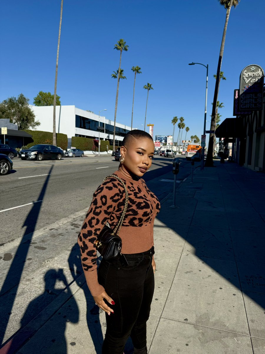 ashtoussaint's tweet photo. GOD’s plan is greater than my worries!
#hollywood #ashleytoussaint #asht7 https://t.co/FddqaZt94B