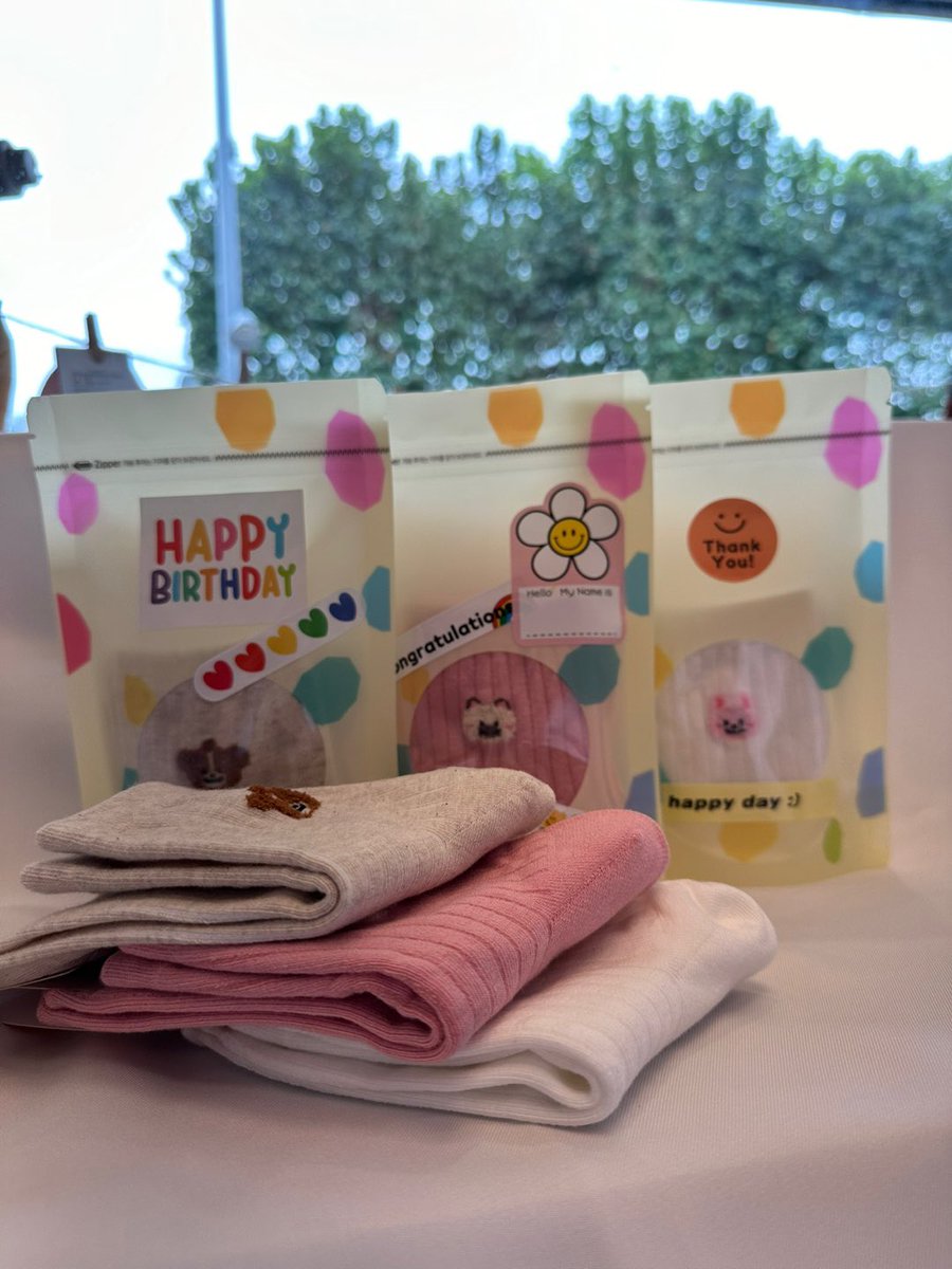 비트코인 양말전문점⚡️서래상회⚡️] - 비트코인 결제가 가능한 서울의 첫 양말 판매점. - 100% 국산이며, 서래초등학교 바로  맞은편에 위치. (비트코인 결제 매장이므로 무료 홍보) 주소: 서울 서초구 방배로43길 5 1동 1층 132호