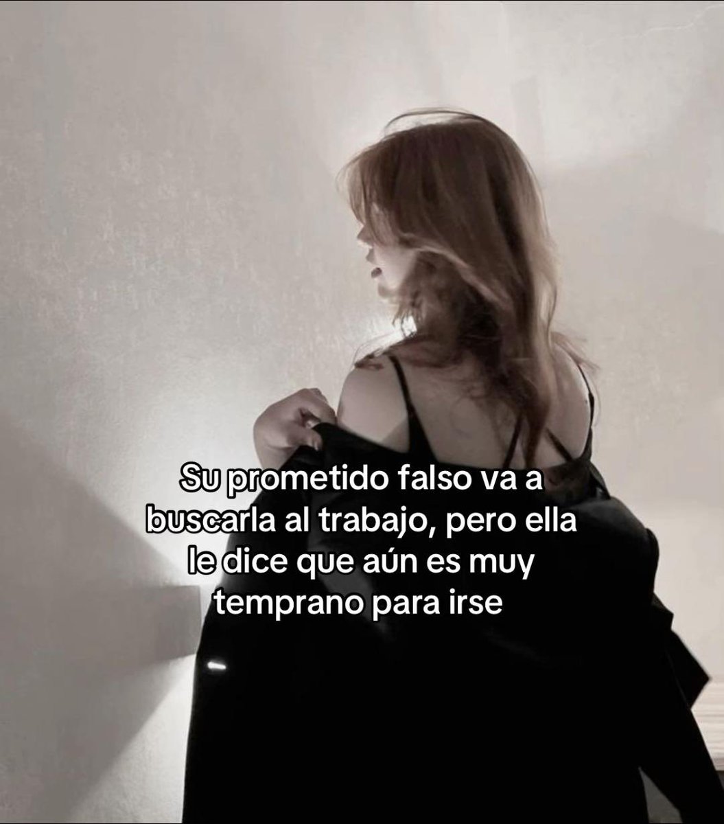 Carlie🍸 tweet media