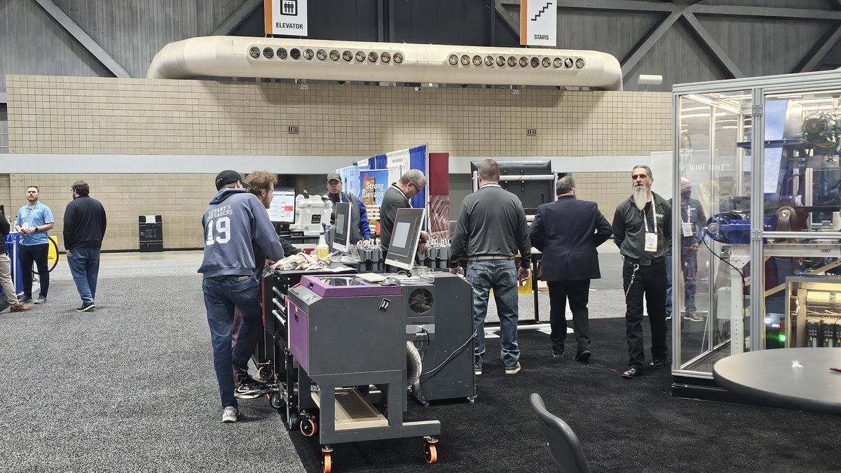 realengraveit's tweet photo. We were on-site today for IBT Industrial Solutions at the annual GEAPS convention in Kansas City!   We engraved nearly 300 cups in 5 hours. https://t.co/kFFqsGlSFX