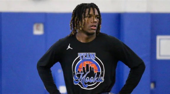 Ryan Callahan (@ryancallahan247) on Twitter photo Top prospects, other names to watch from <a href="/TNSelect7V7/">TN Select Sports 7V7</a> practice
247sports.com/college/tennes… Top prospects, other names to watch from <a href="/TNSelect7V7/">TN Select Sports 7V7</a> practice
247sports.com/college/tennes…