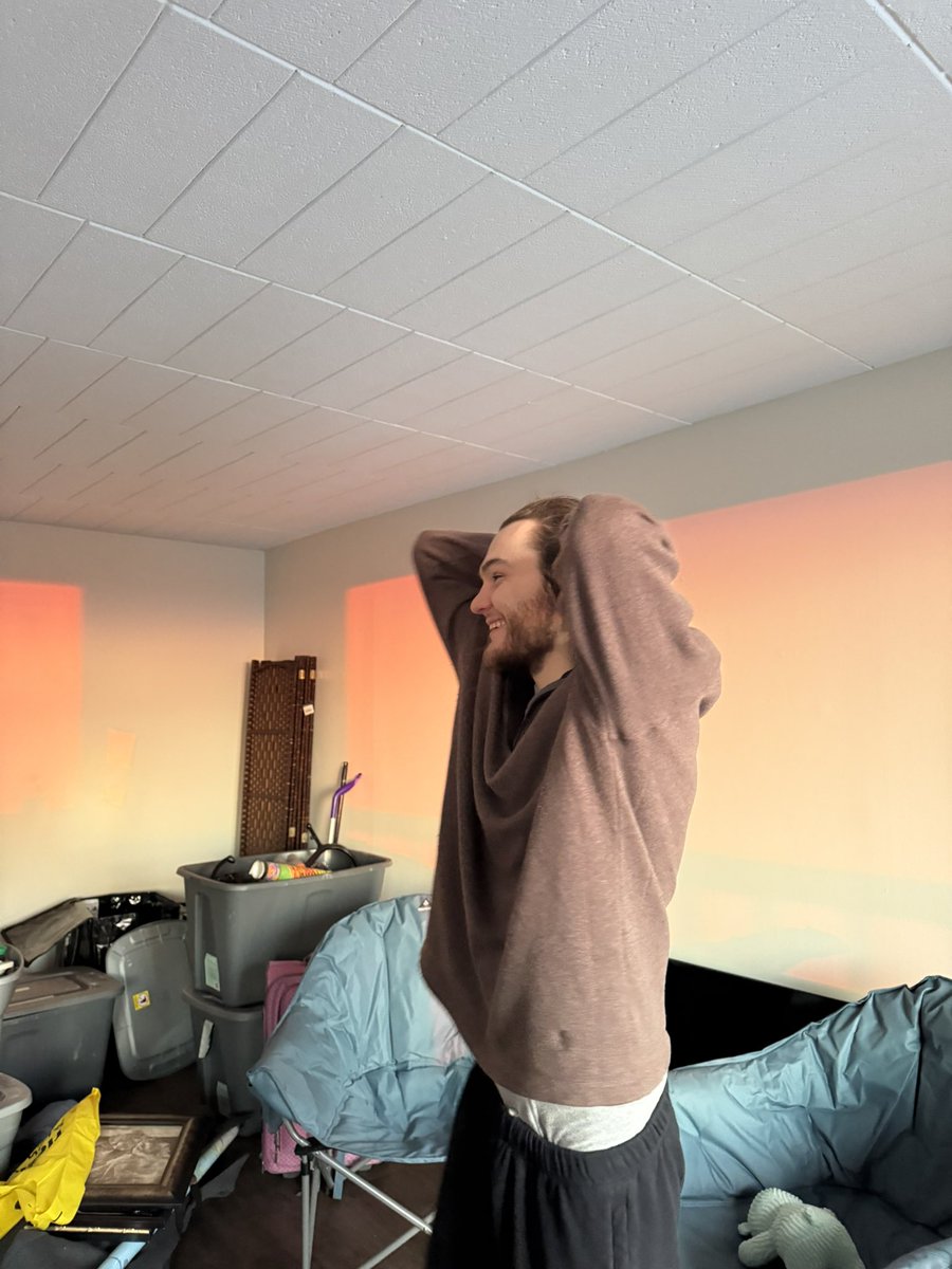 HillerShylynne's tweet image. I JUST MOVED INTO MY VERY FIRST APARTMENT THANKS TO UGC… 👀
2 years ago I started this journey as a SIDE hustle for FUN.. and now it is furnishing and paying for my first apartment. WTF. (Pardon my French)
NEVER underestimate the power of consistency.
If you want something…